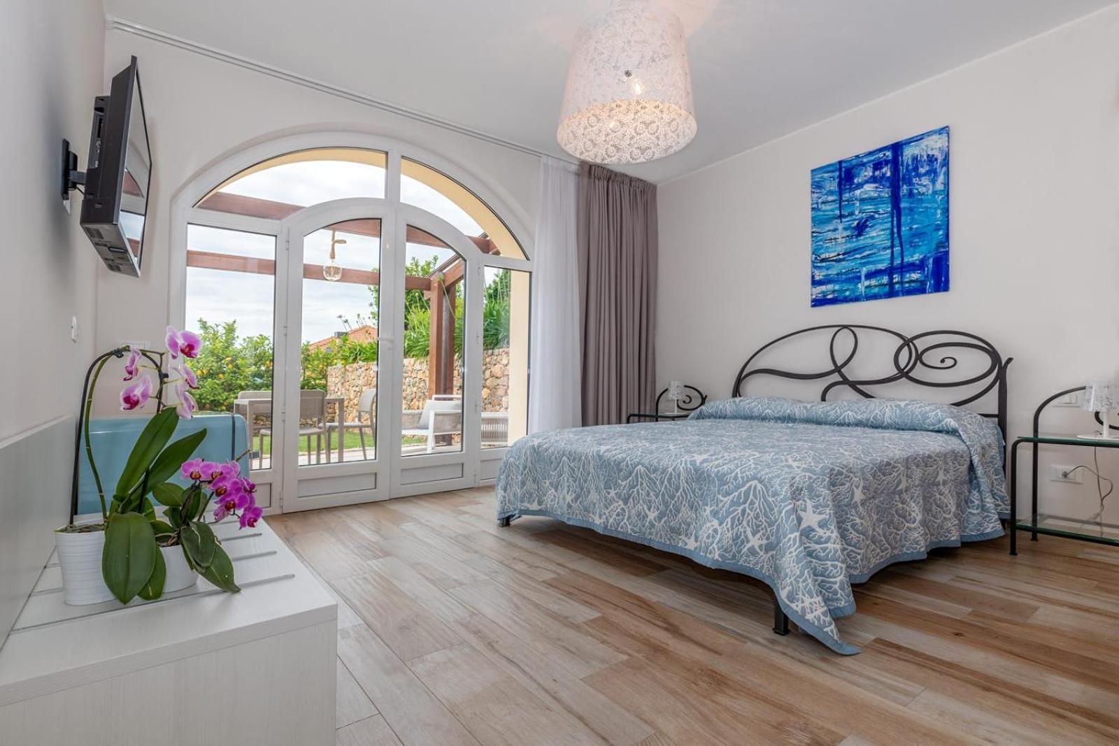 Mirto Blu Bed & Breakfast บอร์จิโอแวเรซซี ห้อง รูปภาพ